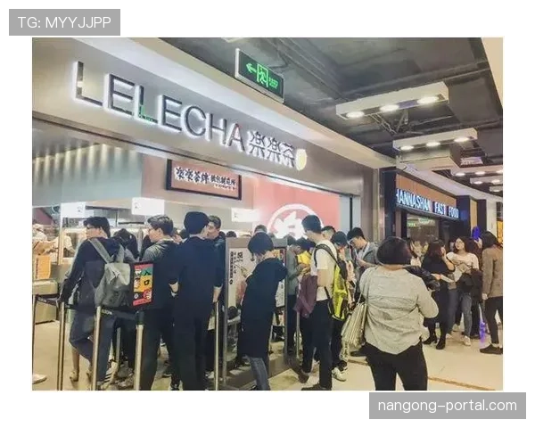 董志豪训练完直接拎包去奢侈品店，这消费节奏谁跟得上